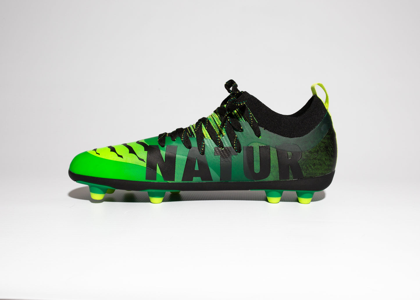 Adult Iron Lion Field Cleats Roots