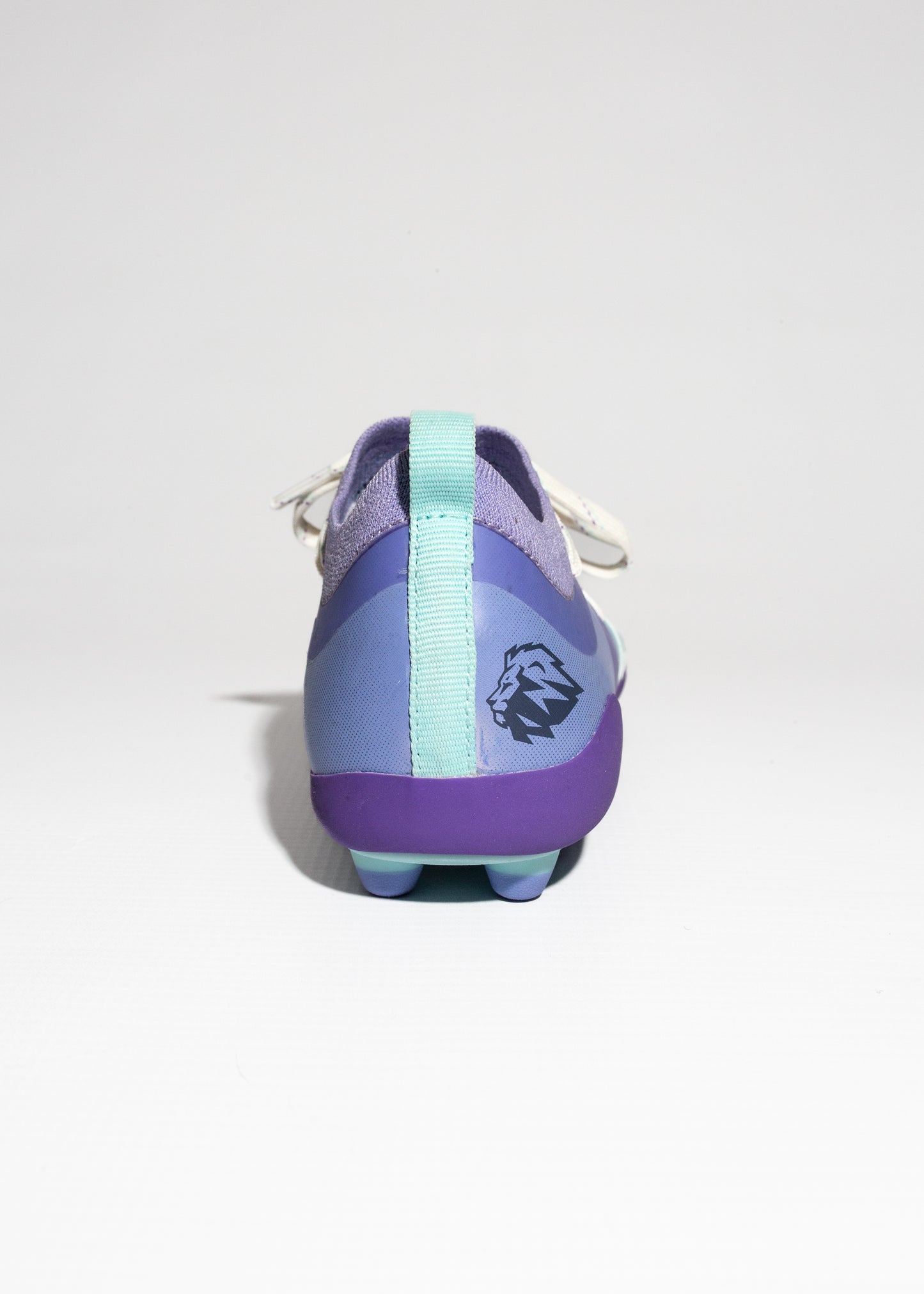 Kids Iron Lion Field Cleats Dawn
