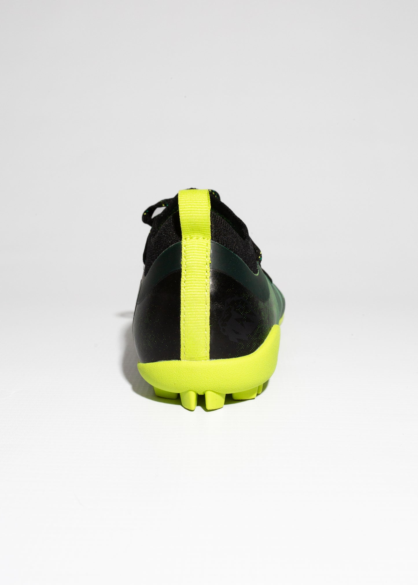 Kids Iron Lion Turf Cleats Roots