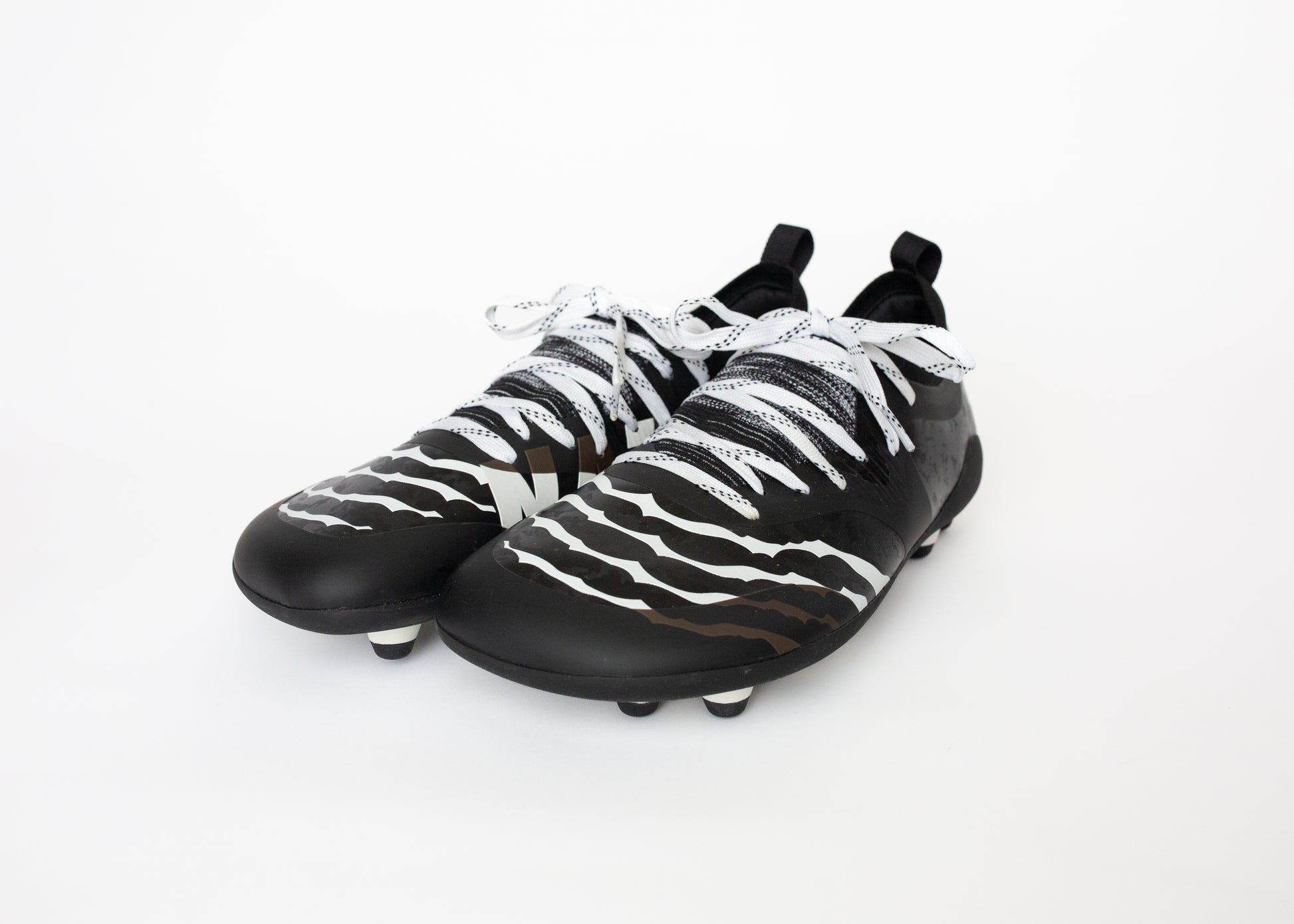 Kids Iron Lion Field Cleats Classico