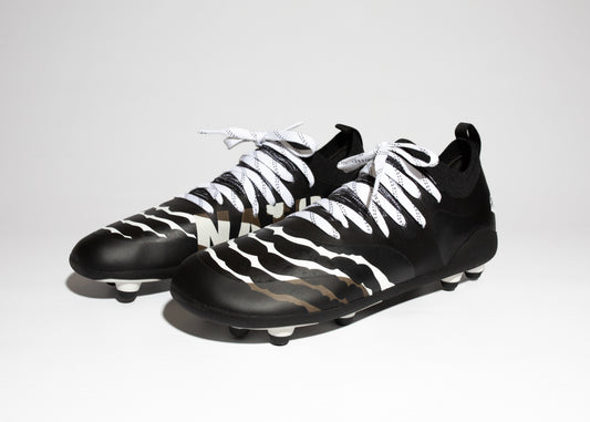 Adult Iron Lion Field Cleats Classico